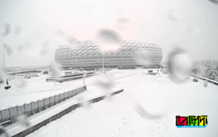 由于慕尼黑暴雪，今晚拜仁vs柏林联合比赛取消