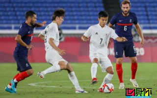 东京奥运会日本队4-0战胜法国队，男足8强全部产生