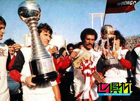 1981年12月第二届丰田杯巴西弗拉门戈队3比0完胜英格兰利物浦队