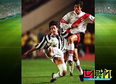 1996年11月26日意大利尤文图斯队1:0战胜阿根廷河床队-第3张图片-世俱杯