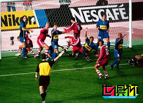 2001年11月27日德国拜仁慕尼黑1比0击败阿根廷博卡青年-第2张图片-世俱杯