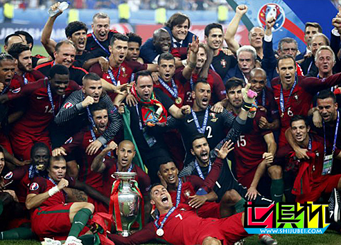 2016年7月11日欧洲杯决赛葡萄牙1-0战胜法国成功加冕-第4张图片-世俱杯