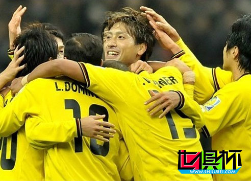 2011世俱杯-揭幕战东道主扬威 日本柏太阳神2-0晋级