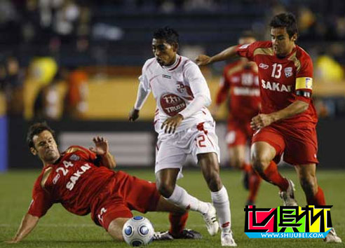 2008世俱杯-阿德莱德逆转2-1过关 再会冈巴欲复仇战-第1张图片-世俱杯