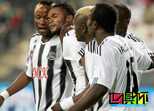 2010世俱杯-10人马赞姆贝1-0帕丘卡 非洲冠军进四强