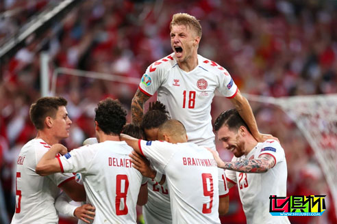 欧洲杯：丹麦4-1大胜俄罗斯晋级16强，只赢一场冲到小组第二-第1张图片-世俱杯