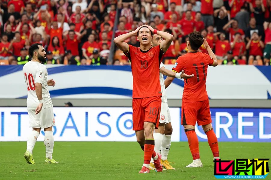 国足 1-0 巴林，世预赛 不垫底了！-第1张图片-世俱杯