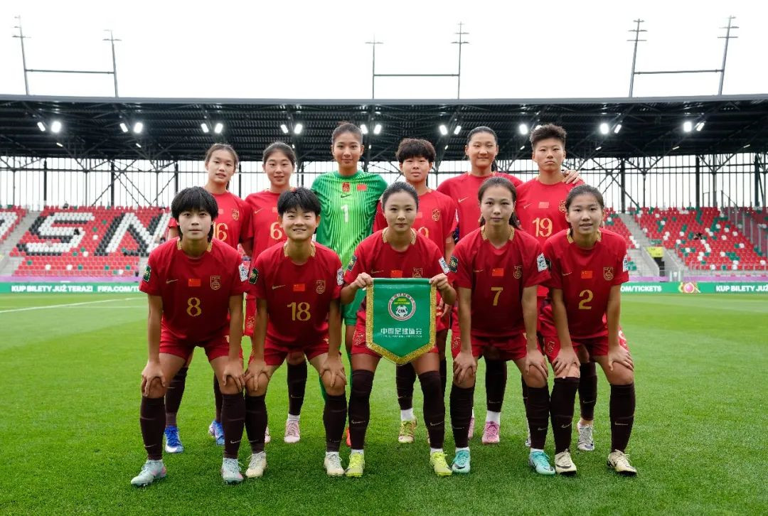 U20女足世界杯开门红：半场调整激活进攻，中卫变前锋、替补奇兵三助攻-第1张图片-世俱杯